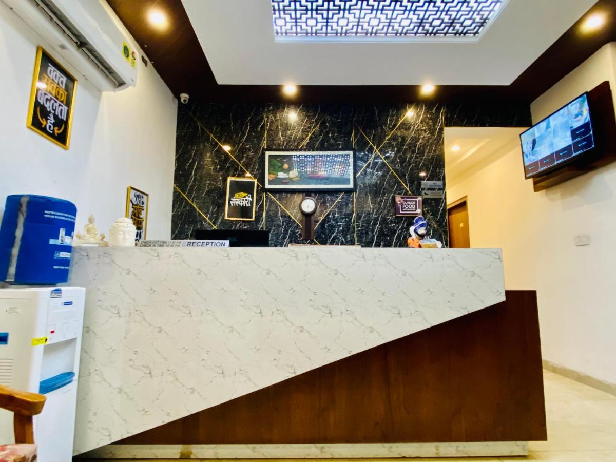 Hotel Hollywood - Family Hotel Zirakpur Esterno foto
